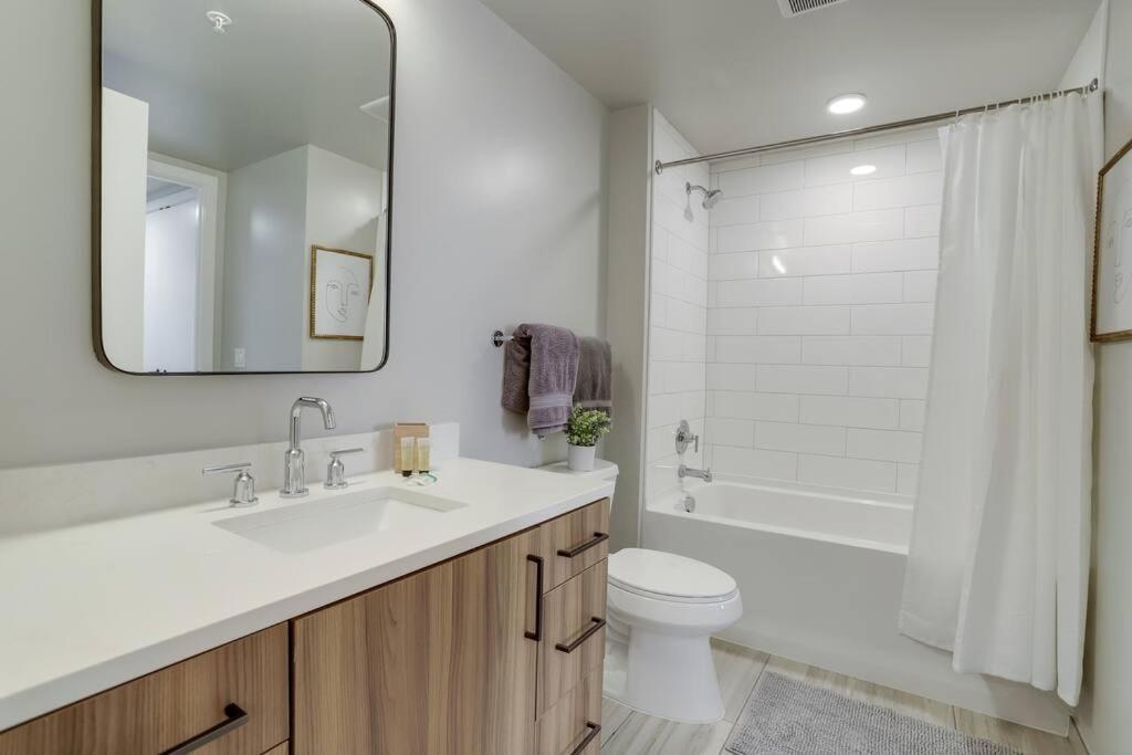 Gorgeous 1 Bedroom At Clarendon With Gym And Rooftop Arlington Zewnętrze zdjęcie