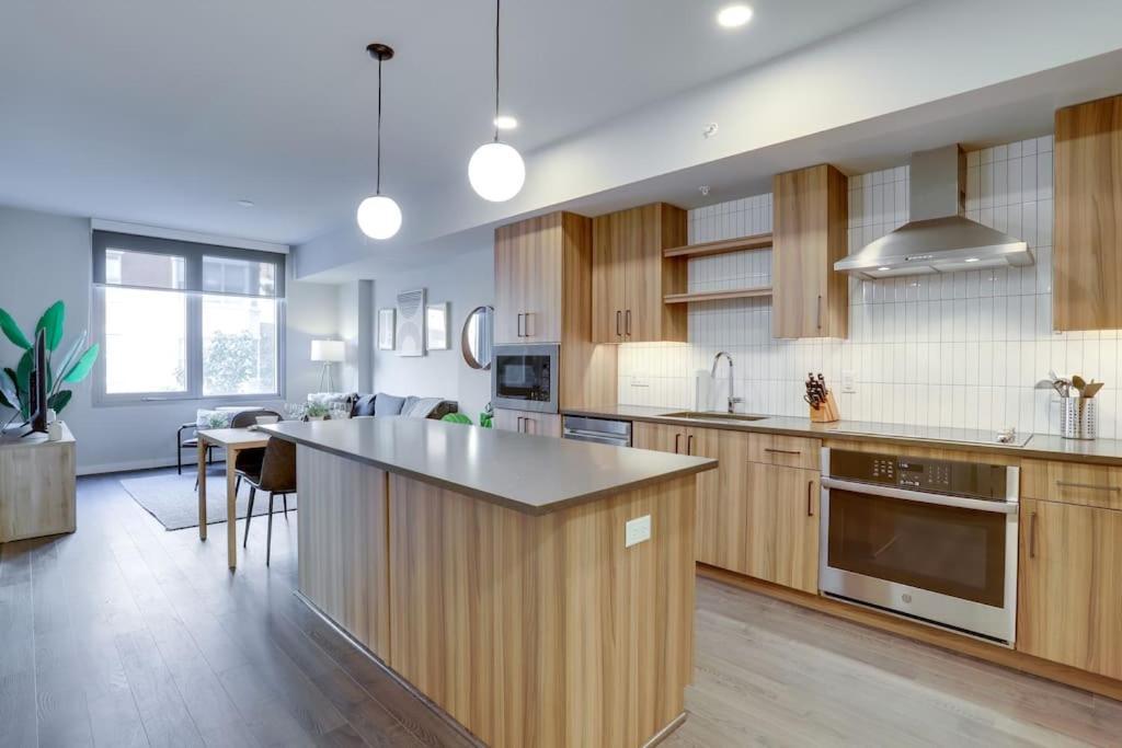 Gorgeous 1 Bedroom At Clarendon With Gym And Rooftop Arlington Zewnętrze zdjęcie